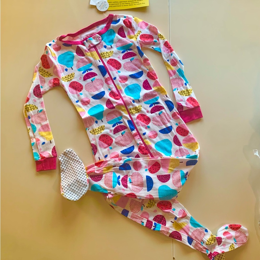 NWT/ Nature by Lamaze 4T  100% PURE ORGANIC COTTON